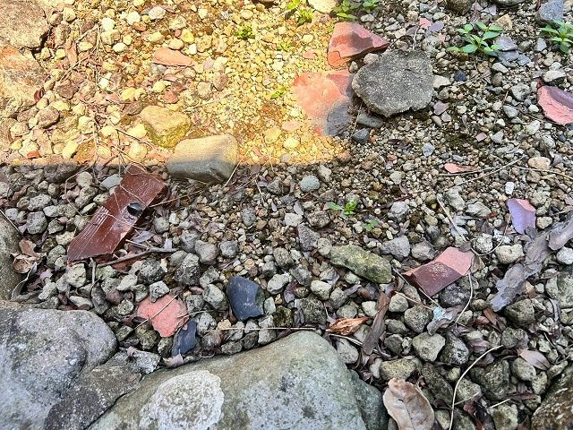 福知山市で屋根リフォームを考える前に知りたい棟板金の浮きや瓦のずれ、雨漏りを防ぐ点検の重要性