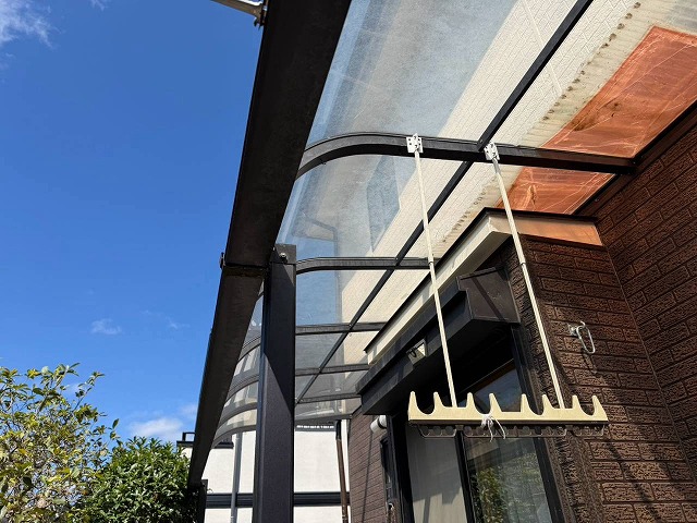 アクリル板屋根