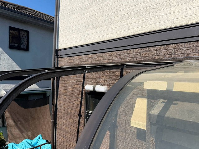 屋根材撤去後の骨組み