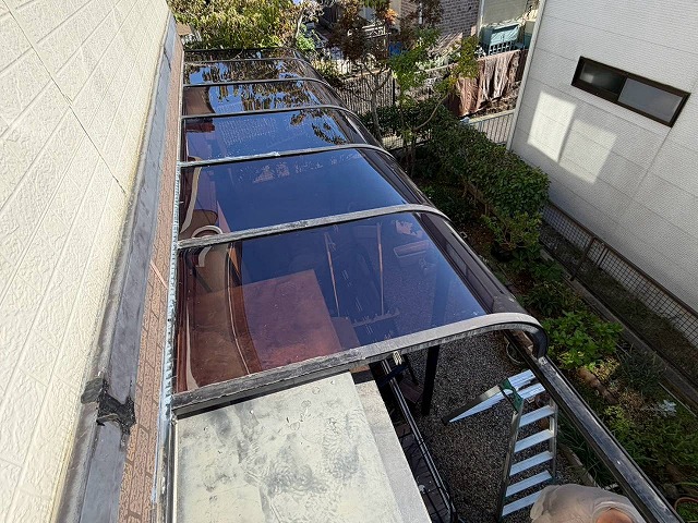交換後のテラス屋根