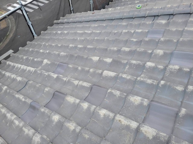 瓦屋根