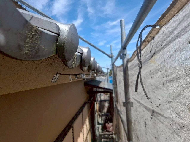 受け金具新設