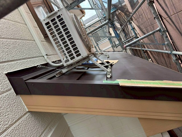 スレート屋根カラーベスト　カバー工法　