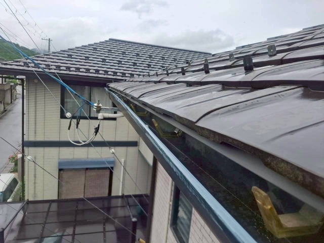 軒樋受け破損