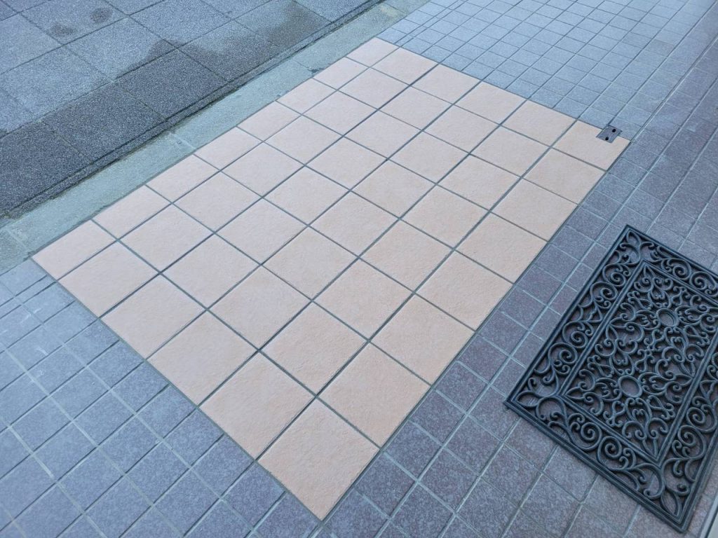 貼り替え完了後の床